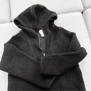 LAST CHANCE Oversized faux shearling hoodie